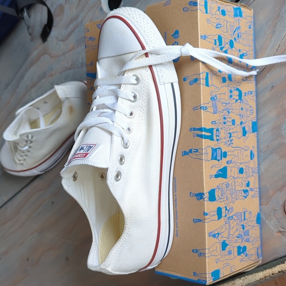 Converse Men's Shoes - Picture 6 of 11